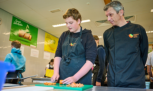 Mark Reurink met leerling