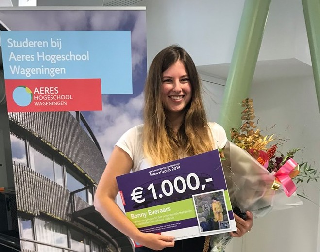 Bonny Everaars wint allereerste Aeres Hogeschool Wageningen Innovatieprijs 2019